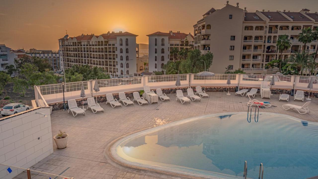 Holidays In The Sun, The Heights, Playa Los Cristianos 阿罗纳 外观 照片